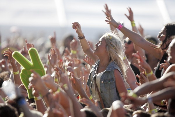 No feeling quite like a good ole fashioned crowd surf. Credit: Evarinaldiphotography. 