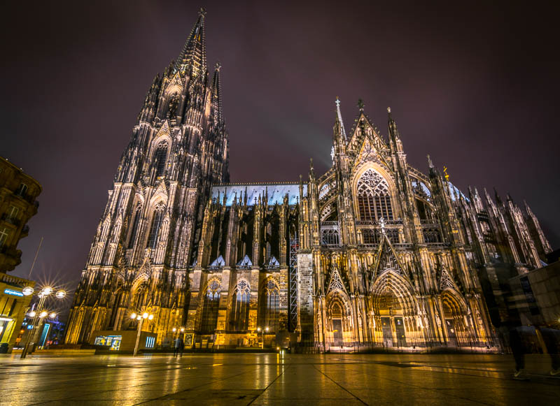 Orbitz-7 Less Visited European Cities-Koln-Getting Stamped-1-2