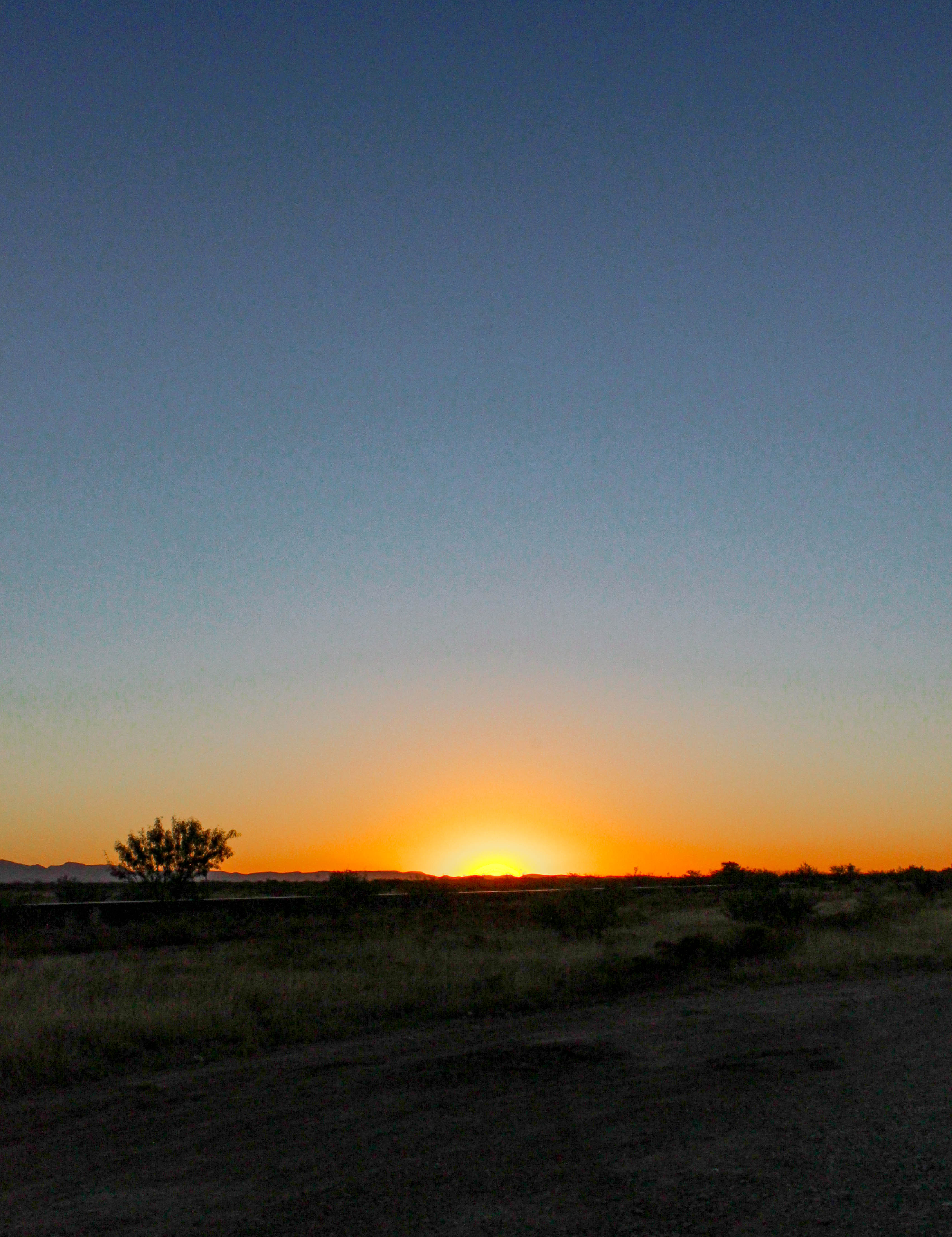 West-Texas-Photos-Marfa-Sunrise_CompassandTwine